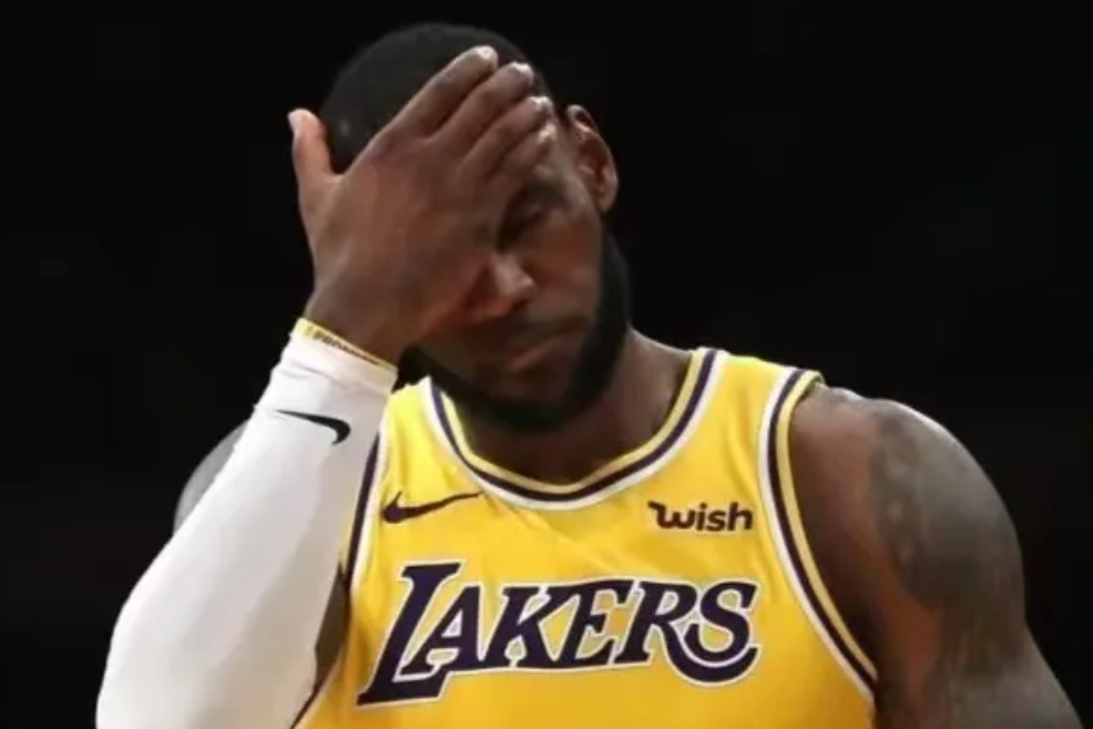 详细阅读:詹姆斯或被nba停(詹姆斯将缺席多场关键战) 詹姆斯或被nba停(詹姆斯将缺席多场关键战)
